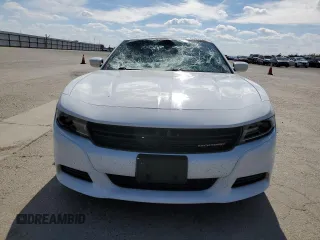 2020 Dodge Charger SXT with VIN 2C3CDXBG7LH102260, listed as a Copart auction lot 47724745 with 111,142 mi miles and Salvage Title. Bid and sale history available at DreamBid. Image 5.