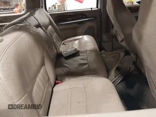 2000 Ford Excursion Limited с VIN 1FMSU43F5YED20090, выставлен на аукционе IAAI как лот 41152653 с пробегом Не указан миль и . История ставок и продаж доступна на DreamBid. Изображение 8.