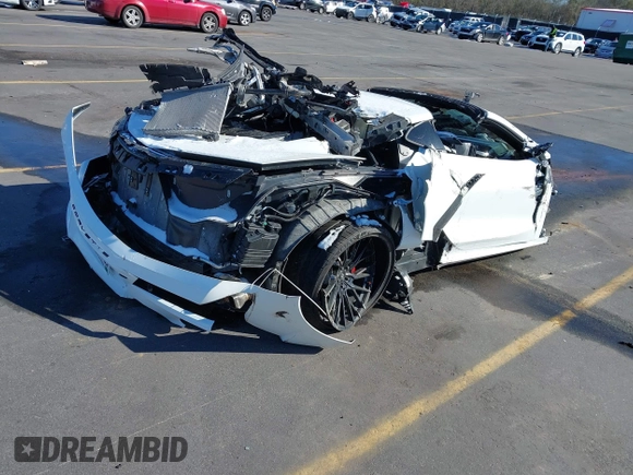 2022 Chevrolet Corvette 2LT z VIN 1G1YB2D44N5110042, wystawiony jako IAAI lot #41362243 z przebiegiem 10 010 mil mil oraz . Historia ofert i sprzedaży dostępna na DreamBid. Obrazek 4.