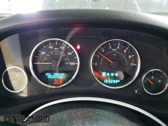 2017 Jeep Wrangler Unlimited Sahara с VIN 1C4HJWEG7HL575506, выставлен на аукционе Copart как лот 64185925 с пробегом 103 292 миль миль и Списание • Salvage title. История ставок и продаж доступна на DreamBid. Изображение 9.