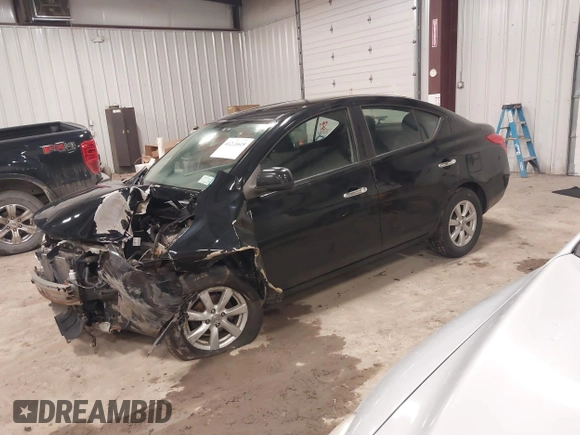 2012 Nissan Versa SV с VIN 3N1CN7AP1CL814316, выставлен на аукционе IAAI как лот 41377206 с пробегом 105 744 миль миль и . История ставок и продаж доступна на DreamBid. Изображение 2.