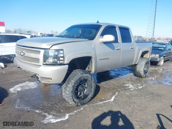 2008 Chevrolet Silverado 1500 LTZ with VIN 2GCEK133781213281, listed as a IAAI auction lot 41408471 with 241,389 mi miles. Bid and sale history available at carsss.com. Image 20.