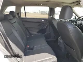 2018 Volkswagen Tiguan SEL с VIN 3VV2B7AX2JM149176, выставлен на аукционе Copart как лот 62176525 с пробегом 139 556 миль миль и Списание • Salvage title. История ставок и продаж доступна на DreamBid. Изображение 11.