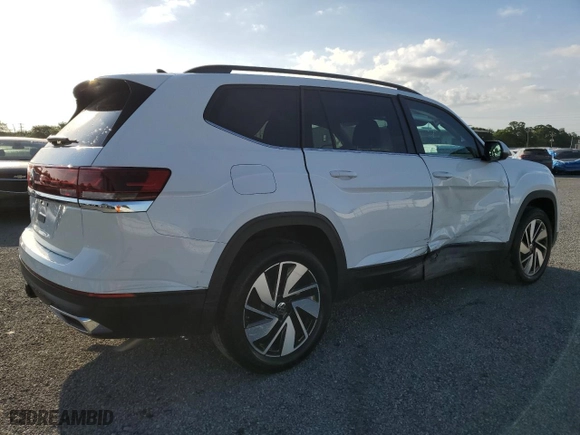 2025 Volkswagen Atlas 2.0T SE w/Technology with VIN 1V2WR2CA4SC509833, listed as a Copart auction lot 51070945 with 8,062 mi miles and Clean Title. Bid and sale history available at carsss.com. Image 3.