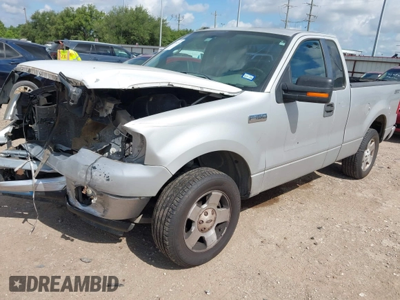 2007 Ford F-150 XL с VIN 1FTRF12277KC38355, выставлен на аукционе IAAI как лот 42528425 с пробегом 250 404 миль миль и . История ставок и продаж доступна на DreamBid. Изображение 2.