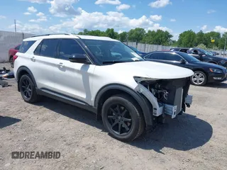 2020 Ford Explorer Platinum с VIN 1FM5K8HC2LGB75970, выставлен на аукционе IAAI как лот 42369219 с пробегом 61 716 миль миль и . История ставок и продаж доступна на DreamBid. Изображение 1.