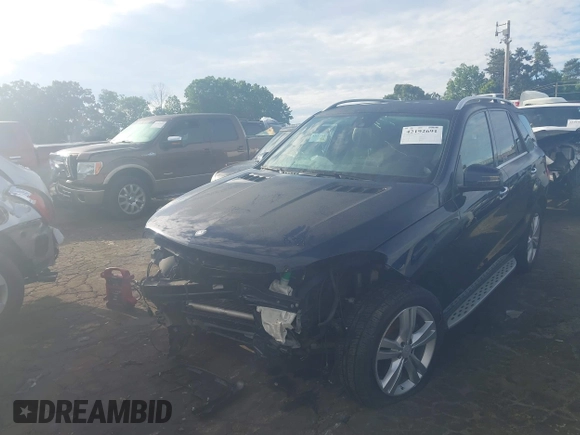2014 Mercedes-Benz M 350 with VIN 4JGDA5HB6EA310491, listed as a IAAI auction lot 42192691 with 140,740 mi miles and . Bid and sale history available at DreamBid. Image 17.