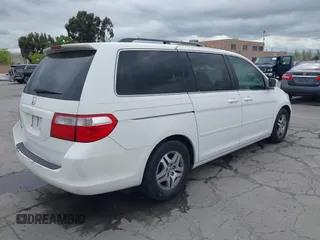 2006 Honda Odyssey EX-L with VIN 5FNRL38636B455489, listed as a IAAI auction lot 42068929 with 289,673 mi miles. Bid and sale history available at carsss.com. Image 4.