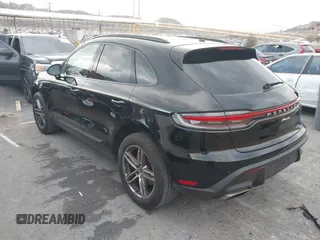 2022 Porsche Macan z VIN WP1AA2A59NLB06264, wystawiony jako IAAI lot #41498822 z przebiegiem 15 701 mil mil oraz . Historia ofert i sprzedaży dostępna na DreamBid. Obrazek 3.