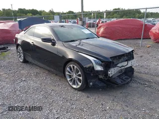 2015 Cadillac ATS z VIN 1G6AE1RX6F0100126, wystawiony jako IAAI lot #42438190 z przebiegiem 49 174 mil mil oraz . Historia ofert i sprzedaży dostępna na DreamBid. Obrazek 1.