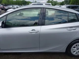 2022 Toyota Prius L Eco with VIN JTDKAMFU2N3161592, listed as a IAAI auction lot 42245464 with 146,891 mi miles and . Bid and sale history available at DreamBid. Image 15.