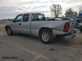 2007 Chevrolet Silverado 1500 Work Truck with VIN 1GCEC19X47Z195819, listed as a Copart auction lot 82771234 with 213,950 mi miles and Salvage Title. Bid and sale history available at carsss.com. Image 2.