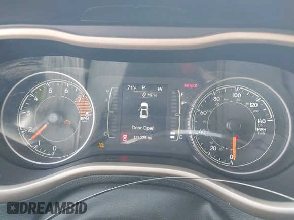2018 Jeep Cherokee Latitude Tech Connect with VIN 1C4PJMCX7JD549572, listed as a IAAI auction lot 41932602 with 134,025 mi miles and . Bid and sale history available at DreamBid. Image 7.