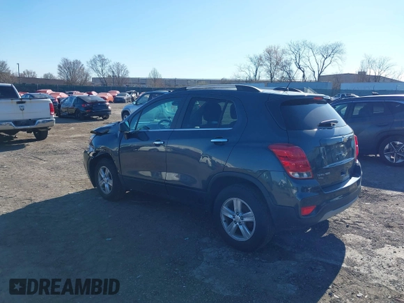 2017 Chevrolet Trax LT with VIN KL7CJPSB6HB253418, listed as a IAAI auction lot 41881440 with 114,104 mi miles. Bid and sale history available at carsss.com. Image 3.