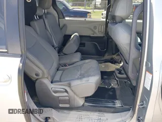 2021 Toyota Sienna XLE z VIN 5TDYRKEC1MS027959, wystawiony jako IAAI lot #42018160 z przebiegiem Nie podano mil oraz . Historia ofert i sprzedaży dostępna na DreamBid. Obrazek 8.