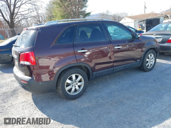 2012 Kia Sorento LX with VIN 5XYKTDA22CG286925, listed as a IAAI auction lot 41766103 with 163,522 mi miles. Bid and sale history available at carsss.com. Image 4.