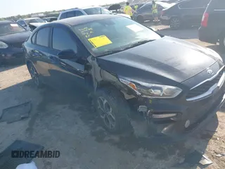 2021 Kia Forte LXS с VIN 3KPF24ADXME355848, выставлен на аукционе IAAI как лот 42248749 с пробегом 52 698 миль миль и . История ставок и продаж доступна на DreamBid. Изображение 1.