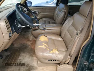 1995 Chevrolet Tahoe z VIN 1GNEC13K1SJ439759, wystawiony jako Copart lot #57784845 z przebiegiem 190 566 mil mil oraz Czysty tytuł • Clean title. Historia ofert i sprzedaży dostępna na DreamBid. Obrazek 7.