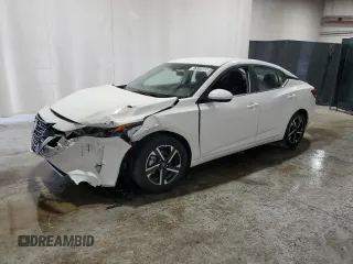 2025 Nissan Sentra SV z VIN 3N1AB8CV5SY303050, wystawiony jako Copart lot #57910985 z przebiegiem 3 309 mil mil oraz Czysty tytuł • Clean title. Historia ofert i sprzedaży dostępna na DreamBid. Obrazek 1.