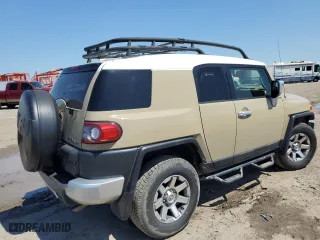 2014 Toyota FJ Cruiser with VIN JTEBU4BF5EK189189, listed as a Copart auction lot 52140855 with 108,998 mi miles and Salvage Title. Bid and sale history available at carsss.com. Image 3.