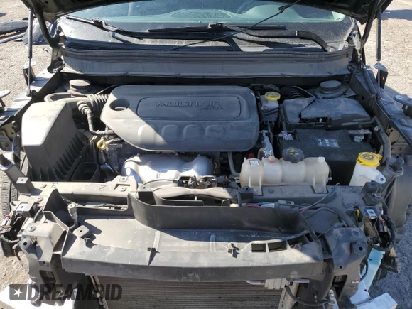 2021 Jeep Cherokee Latitude с VIN 1C4PJLCB6MD141101, выставлен на аукционе Copart как лот 53363325 с пробегом 50 690 миль миль и Списание • Salvage title. История ставок и продаж доступна на DreamBid. Изображение 12.
