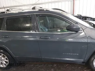 2018 Jeep Cherokee Latitude Plus with VIN 1C4PJLLX3JD573359, listed as a IAAI auction lot 41313339 with 98,981 mi miles. Bid and sale history available at carsss.com. Image 13.