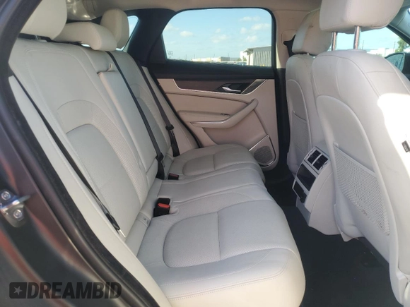 2023 Jaguar F-Pace S z VIN SADCJ2EX2PA710649, wystawiony jako Copart lot #51496615 z przebiegiem 26 357 mil mil oraz Szkoda całkowita • Salvage title. Historia ofert i sprzedaży dostępna na DreamBid. Obrazek 11.