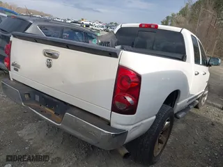 2008 Dodge Ram 1500 SLT with VIN 1D7HA18228J178127, listed as a IAAI auction lot 41716071 with 210,975 mi miles. Bid and sale history available at carsss.com. Image 4.