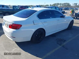 2013 BMW 5 Series 528i with VIN WBAXG5C53DD232909, listed as a IAAI auction lot 41620696 with 181,375 mi miles and . Bid and sale history available at carsss.com. Image 4.