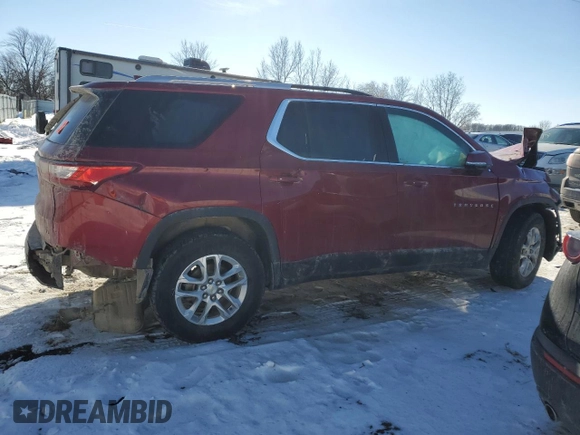 2018 Chevrolet Traverse LT Cloth z VIN 1GNERGKW7JJ126588, wystawiony jako Copart lot #42369475 z przebiegiem Nie podano mil oraz Czysty tytuł • Clean title. Historia ofert i sprzedaży dostępna na DreamBid. Obrazek 3.