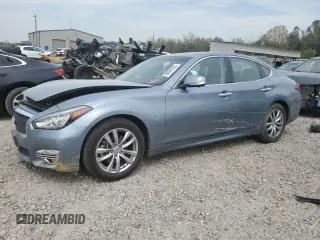2018 Infiniti Q70 Luxe z VIN JN1BY1AP7JM180691, wystawiony jako Copart lot #50934325 z przebiegiem 44 096 mil mil oraz Szkody całkowita. Historia ofert i sprzedaży dostępna na DreamBid. Obrazek 1.