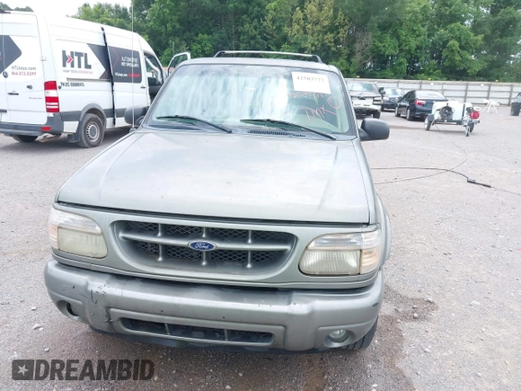 2000 Ford Explorer z VIN 1FMZU85P9YUB30553, wystawiony jako IAAI lot #42503777 z przebiegiem 209 062 mil mil oraz . Historia ofert i sprzedaży dostępna na DreamBid. Obrazek 6.