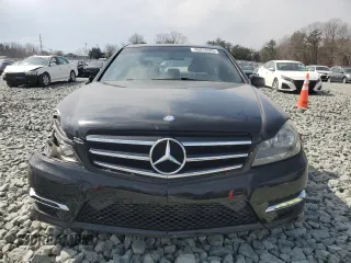 2014 Mercedes-Benz C 250 Sport with VIN WDDGF4HB3EA917970, listed as a Copart auction lot 46916585 with 136,288 mi miles and Salvage title. Bid and sale history available at DreamBid. Image 5.