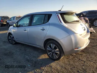 2015 Nissan LEAF SV with VIN 1N4AZ0CP6FC321749, listed as a Copart auction lot 75204493 with 67,831 mi miles. Bid and sale history available at carsss.com. Image 2.