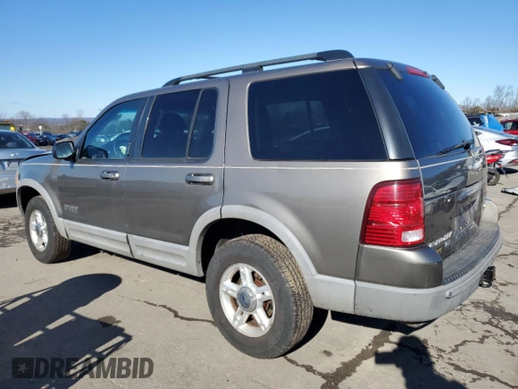 2002 Ford Explorer XLT with VIN 1FMZU73W52UD04193, listed as a Copart auction lot 45418235 with 211,401 mi miles and Salvage title. Bid and sale history available at DreamBid. Image 2.