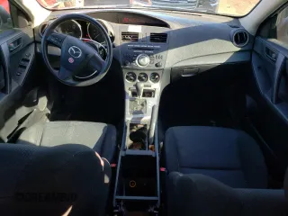 2010 Mazda 3 i Sport z VIN JM1BL1SFXA1272736, wystawiony jako Copart lot #68220164 z przebiegiem 138 024 mil mil oraz Nie do naprawy • Non repairable. Historia ofert i sprzedaży dostępna na DreamBid. Obrazek 8.