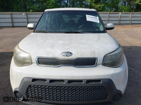2014 Kia Soul with VIN KNDJN2A20E7011516, listed as a IAAI auction lot 42101150 with 118,288 mi miles. Bid and sale history available at carsss.com. Image 6.