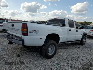 2006 Chevrolet Silverado 3500 DRW LT1 with VIN 1GCJK33D86F259615, listed as a Copart auction lot 52218565 with 64,497 mi miles and Salvage Title. Bid and sale history available at carsss.com. Image 3.