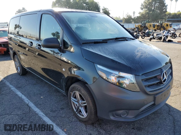 2019 Mercedes-Benz Metris Passenger with VIN WD4PG2EE6K3512959, listed as a Copart auction lot 75256644 with 51,198 mi miles and Salvage title. Bid and sale history available at DreamBid. Image 4.