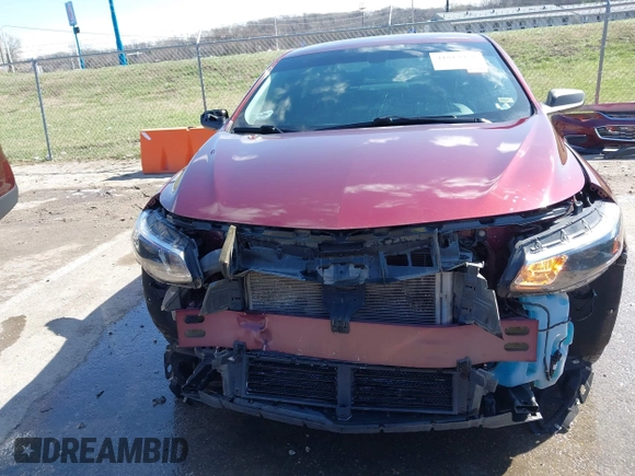 2016 Chevrolet Malibu LS z VIN 1G1ZB5ST0GF220793, wystawiony jako IAAI lot #41813458 z przebiegiem 83 315 mil mil oraz . Historia ofert i sprzedaży dostępna na DreamBid. Obrazek 13.