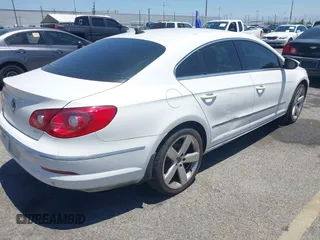 2012 Volkswagen CC Lux Plus z VIN WVWHP7AN3CE513011, wystawiony jako IAAI lot #42303300 z przebiegiem 135 939 mil mil oraz . Historia ofert i sprzedaży dostępna na DreamBid. Obrazek 4.