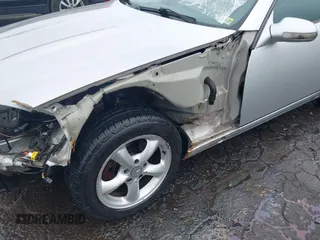 2001 Mercedes-Benz SLK 230/320 z VIN WDBKK65F61F223014, wystawiony jako IAAI lot #42193397 z przebiegiem 291 610 mil mil oraz . Historia ofert i sprzedaży dostępna na DreamBid. Obrazek 18.