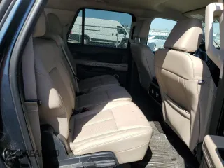 2023 Ford Expedition Max XLT с VIN 1FMJK1J86PEA47731, выставлен на аукционе Copart как лот 55151635 с пробегом 26 210 миль миль и Списание • Salvage title. История ставок и продаж доступна на DreamBid. Изображение 11.