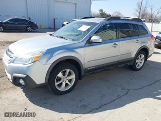 2014 Subaru Outback 2.5i Premium with VIN 4S4BRCDC0E3217117, listed as a IAAI auction lot 41781964 with 145,679 mi miles. Bid and sale history available at carsss.com. Image 18.
