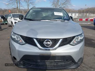 2017 Nissan Rogue SL z VIN JN1BJ1CR9HW108652, wystawiony jako IAAI lot #41418435 z przebiegiem 54 481 mil mil oraz . Historia ofert i sprzedaży dostępna na DreamBid. Obrazek 12.