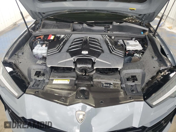 2022 Lamborghini Urus z VIN ZPBUA1ZL8NLA16768, wystawiony jako Copart lot #40152294 z przebiegiem 10 595 mil mil oraz Tytuł czysty. Historia ofert i sprzedaży dostępna na DreamBid. Obrazek 14.