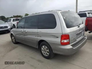 2004 Kia Sedona LX with VIN KNDUP131446570061, listed as a Copart auction lot 74222344 with 0 mi miles and Salvage Title. Bid and sale history available at carsss.com. Image 2.