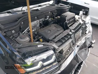 2018 Volkswagen Atlas SE with VIN 1V2DP2CA6JC600310, listed as a IAAI auction lot 42256570 with 29,912 mi miles and . Bid and sale history available at DreamBid. Image 6.