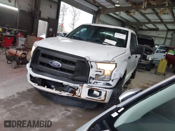 2015 Ford F-150 XL with VIN 1FTEX1C84FKF19753, listed as a IAAI auction lot 41561147 with 170,675 mi miles. Bid and sale history available at carsss.com. Image 17.
