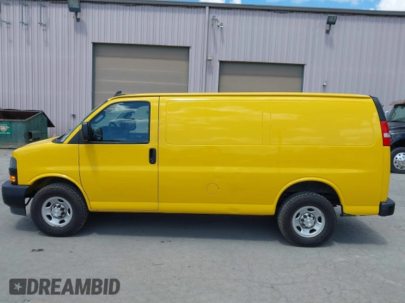 2021 Chevrolet Express Cargo with VIN 1GCWGAFP8M1175144, listed as a IAAI auction lot 42815392 with 57,298 mi miles and . Bid and sale history available at DreamBid. Image 14.